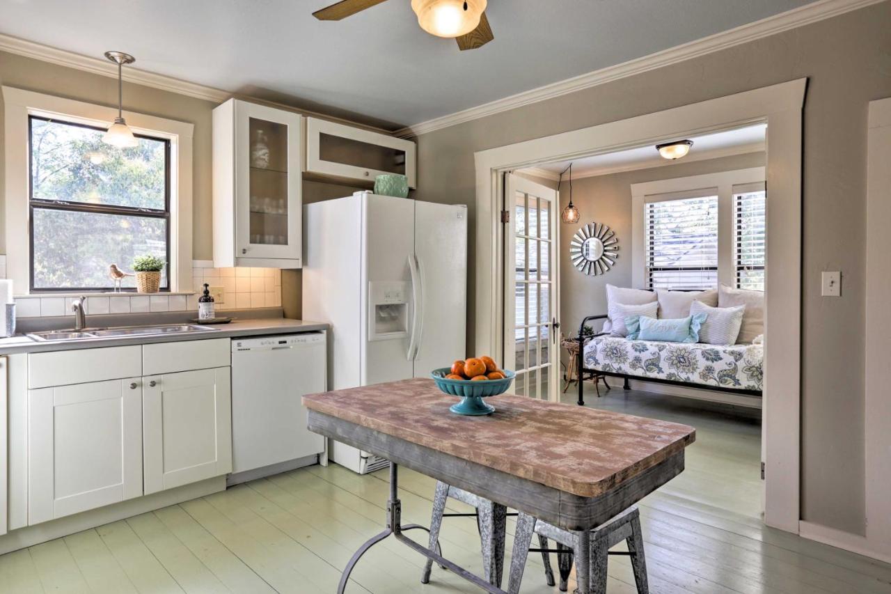 Fredericksburg Cottage With Grill - Walk To Main St! ภายนอก รูปภาพ