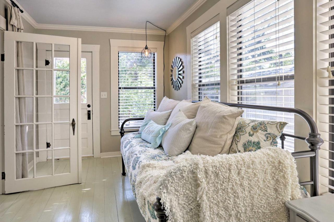 Fredericksburg Cottage With Grill - Walk To Main St! ภายนอก รูปภาพ